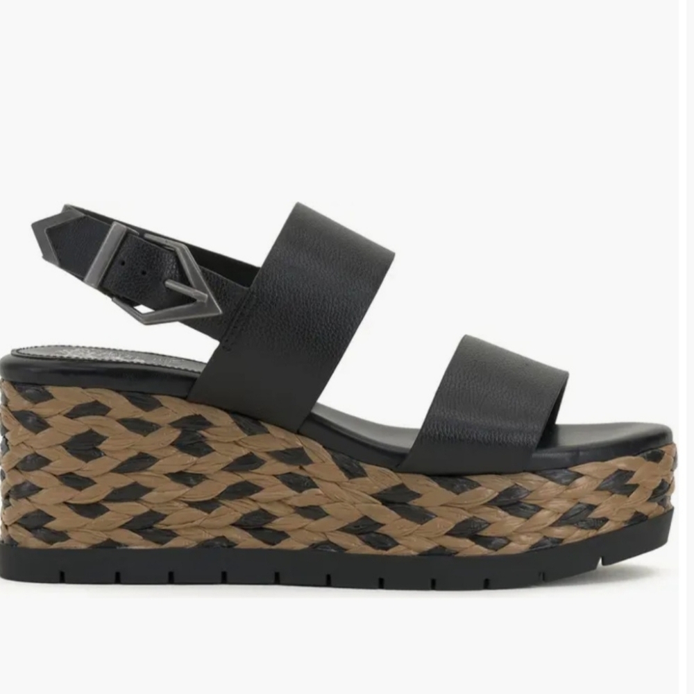 Vince Camuto Women Miapellr Wedge Sandal Black. NWOT Size 9